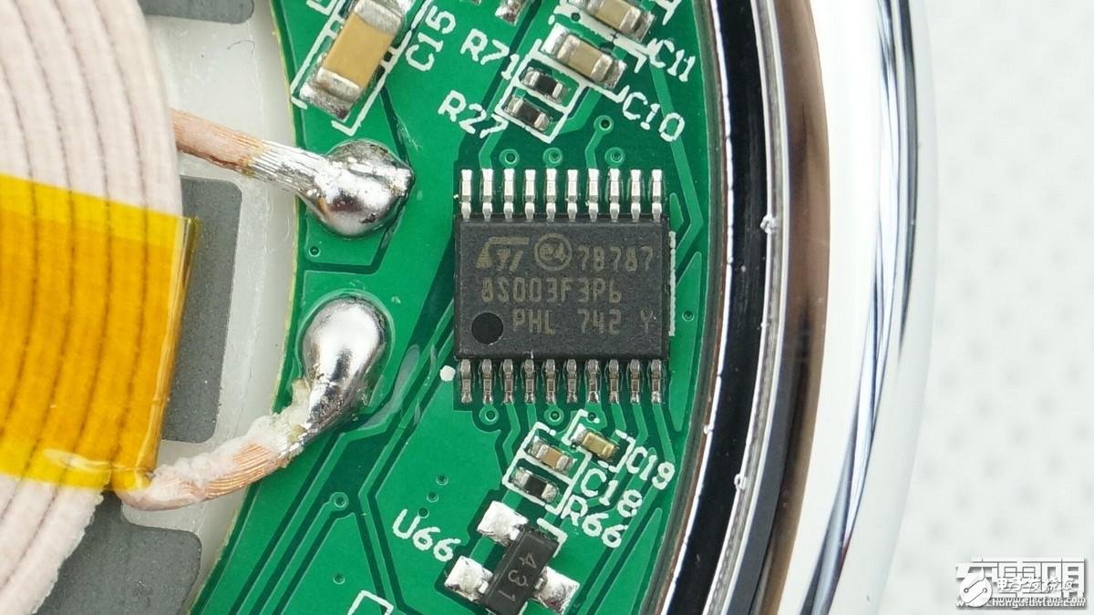 充電器里的白富美–Yoobao羽博無(wú)線充電器DX拆解